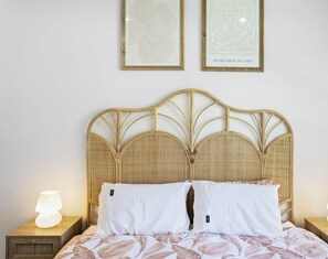 4 chambres, fer et planche à repasser, lit parapluie, Wi-Fi