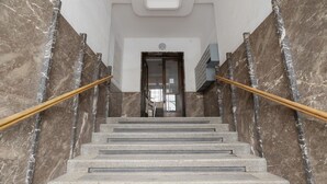 Unclassified image, 5 of 51, button - Luxury Apartment by Renters Prestige (Kraków)