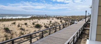 Oceanfront 5BR Townhome on Bethany Boardwalk