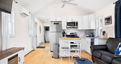 Dog-friendly Single-Family Home w Fenced Yard Washer, Dryer in NYC's "Nantucket"