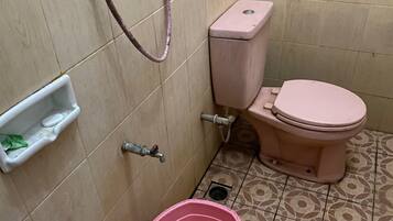 Ducha, toallas, jabón