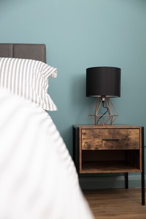 2 quartos, ferros/tábuas de passar roupa, Wi-Fi de cortesia