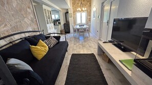 Televisie en een open haard