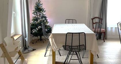 Les baleines - Championnet avec garage et clim