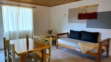 Apartment, 1 Bedroom, Kitchen | Living area