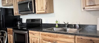 Sportsmen's Lodge at Bay Bridge Sport Shop