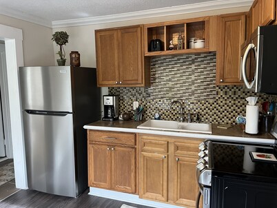 Discount For Valentine Day! Garden House, Unit B - Book 2 and get 3 night free