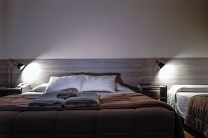 Superior Triple Room | Premium bedding, down comforters, memory foam beds, in-room safe - Hotel GS (Salta)