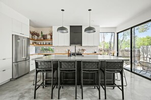 Fridge, microwave, oven, stovetop - Rooftop Deck, DT City Views, Modern Eastside Oasis (Austin)