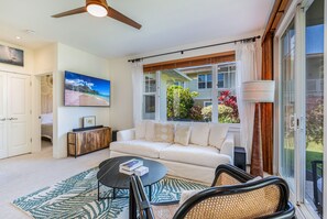 Living area - New Listing! Northshore Gem - 2 bd/2ba Plantations @ Princeville! (Princeville)