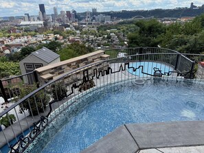 Pool - Pittsburgh's Best View/2026 NFL Draft VIPs (Pittsburgh)