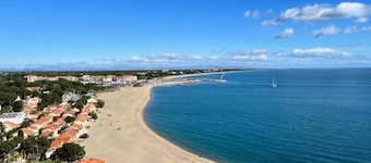 Byt i Mrzeżyno vid Blue Flag strand