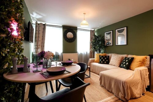 Urban Loft | City Centre | Great Location & Access