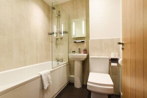 Hair dryer - Urban Loft | City Centre | Great Location & Access (Portsmouth)