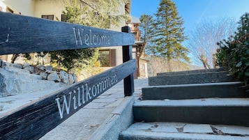 Entrada de la propiedad