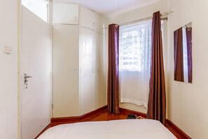 1 camera, Wi-Fi, lenzuola