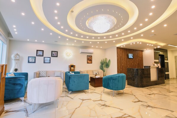 Reception - Petra Premium Hotel (Wadi Musa)