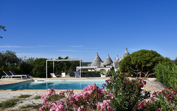 Pool - Trullo Victoria (ostuni)