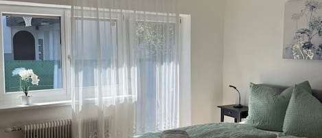 公寓, 2 间卧室, 厨房, 花园 | 2 多间卧室、免费 WiFi、床单