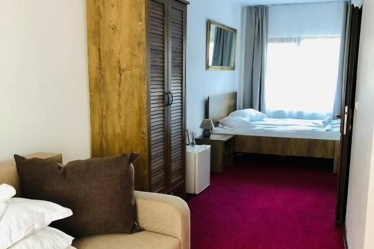 Habitación familiar | Escritorio, insonorización y wifi gratis