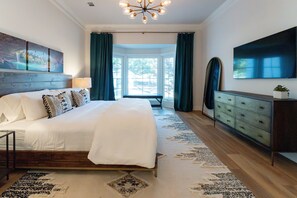 7 bedrooms, iron/ironing board, Internet, bed sheets