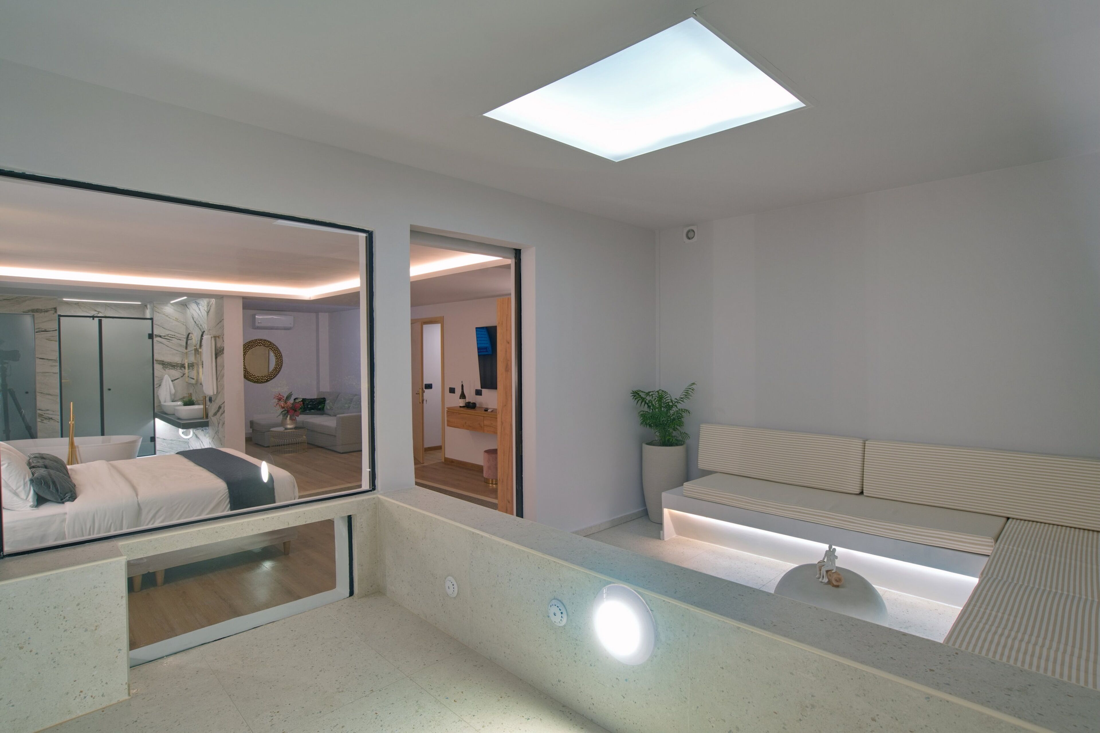 Photo - CITYLUXE Suites & Rooms