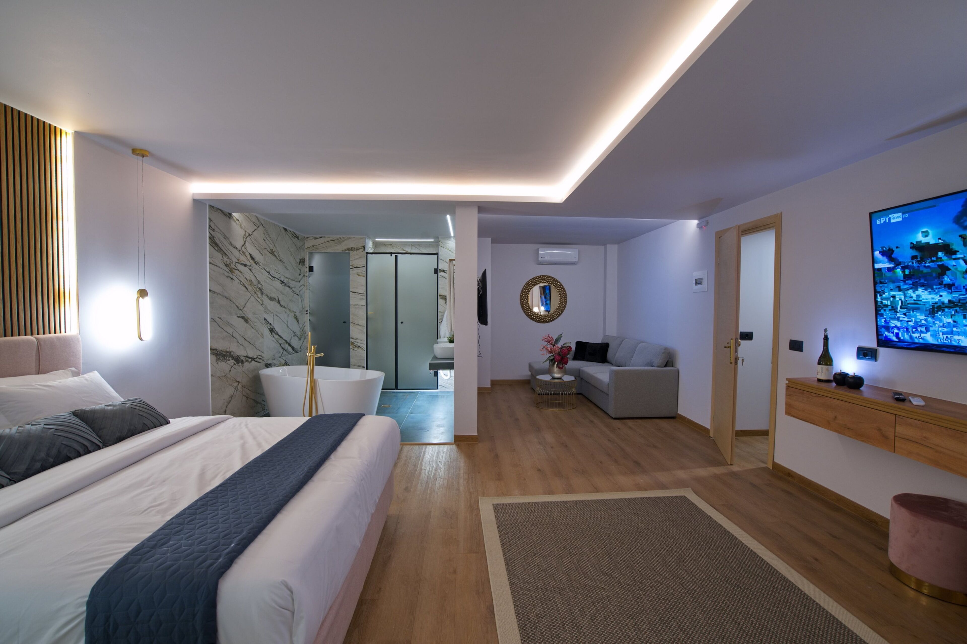 Photo - CITYLUXE Suites & Rooms