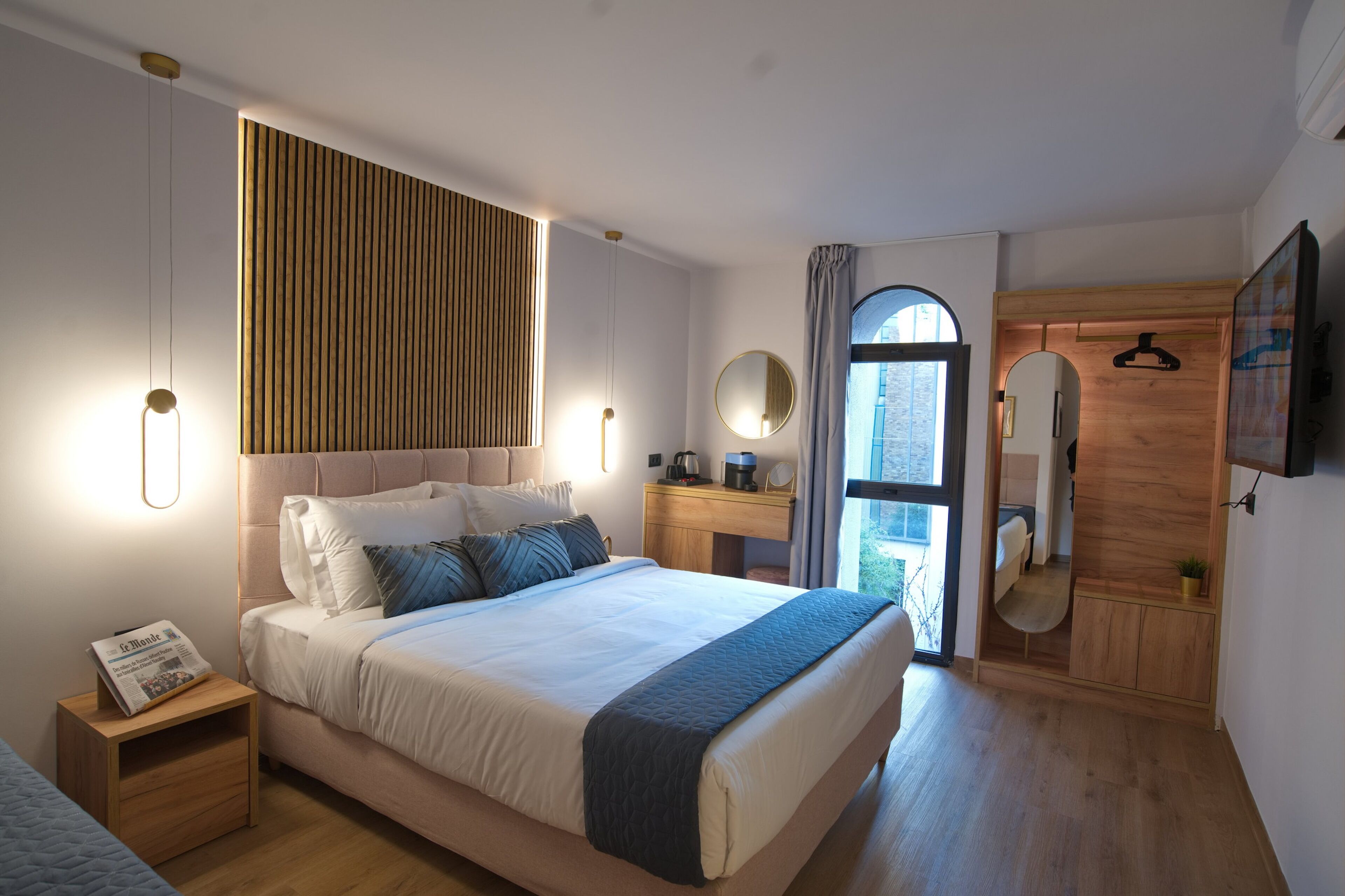 Photo - CITYLUXE Suites & Rooms