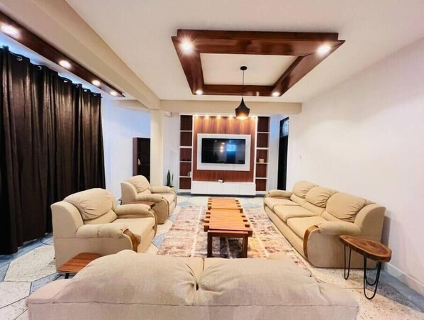 Älytelevisio, kirjoja