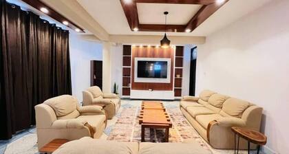 Urban Haven -Entire Apartment