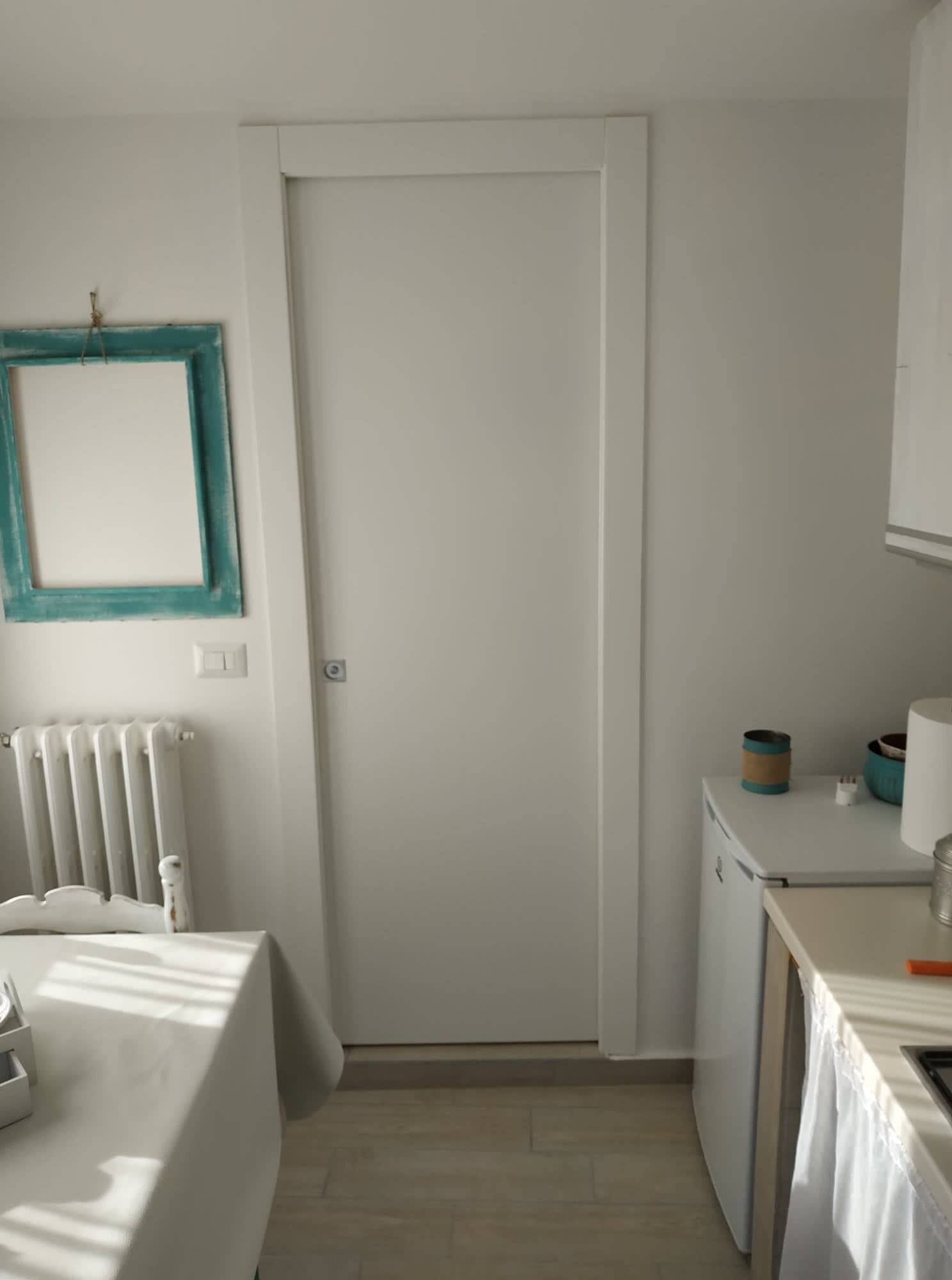 Haartrockner, Bidet, Handtücher, Seife