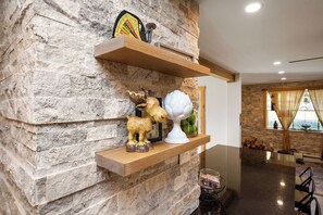 Dining - Indian Head Retreat  (Indian Head)