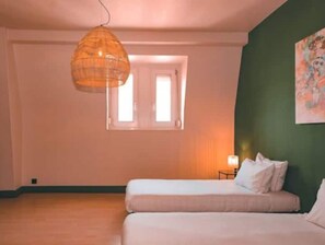 3 bedrooms, free WiFi, bed sheets - Grand Appartement à Mulhouse (Mulhouse)