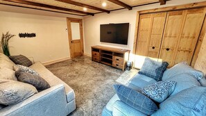 Smart TV, video games