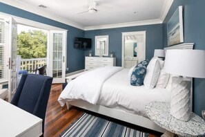 6 bedrooms, in-room safe, desk, iron/ironing board - The Beach Estate, Panoramic Ocean Views, 5700 sqft (Mattapoisett)