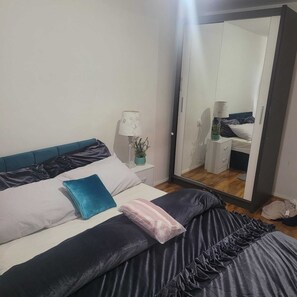 Ferienhaus | 3 Schlafzimmer, Bügeleisen/Bügelbrett, kostenloses WLAN, Bettwäsche