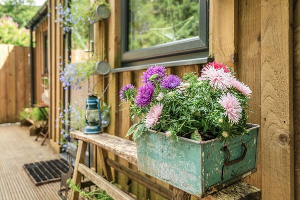 Property grounds - Romantic Cosy Getaway The Loveshack Balquhidder (Lochearnhead)