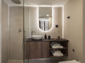 Deluxe-Zimmer | Badezimmer