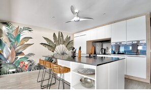Microwave, oven, dishwasher