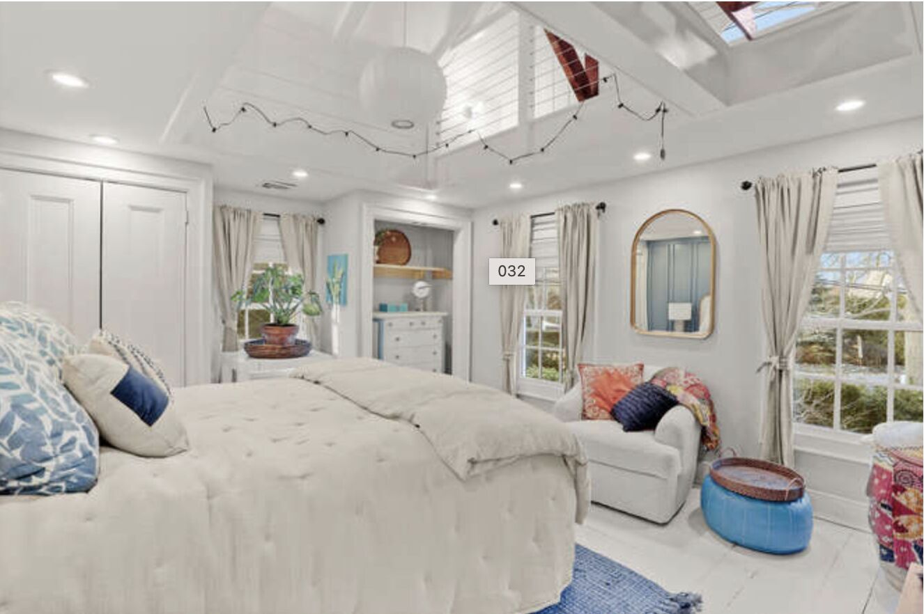 5 bedrooms, iron/ironing board, WiFi, bed sheets