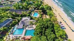 Ảnh chưa phân loại, 2 trong số 25 ảnh, nút