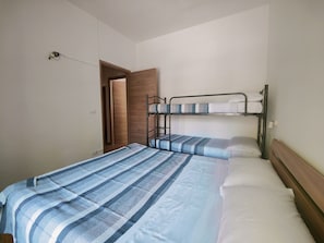 2 bedrooms, iron/ironing board, bed sheets - Trilocale per Famiglie Vicino al Mare (Cesenatico)
