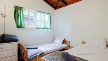 2 bedrooms, WiFi, bed sheets