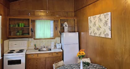 Ambleside - 2-Bedroom Cottage #10