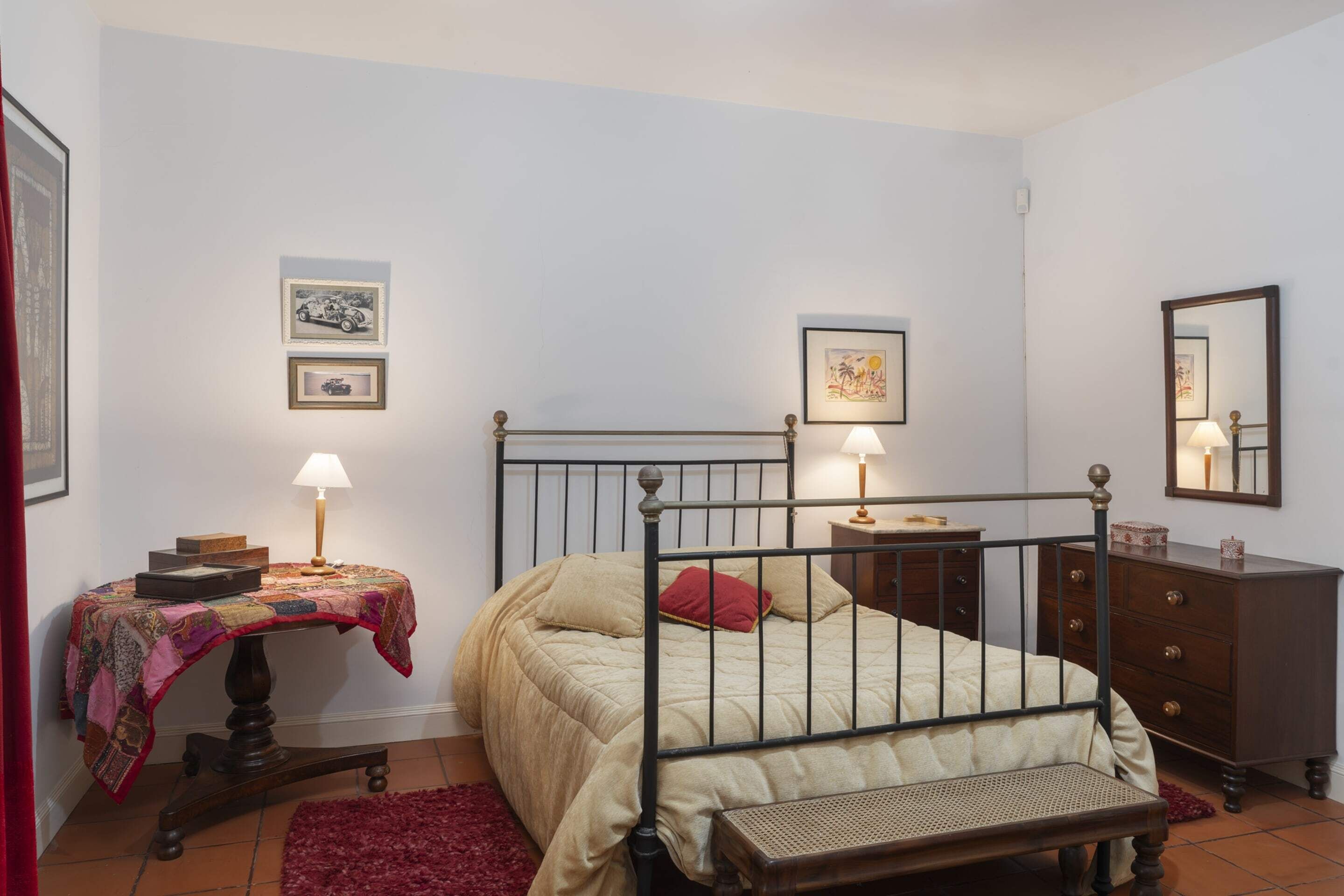 Basic House, Sea View | 4 bedrooms, laptop workspace, iron/ironing board, cribs/infant beds