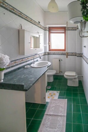 Pyyhkeet, vessapaperi