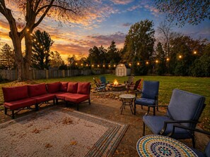 Terrace/patio - Spring Special! Perfect Group Stay: 11 Beds, Easy Parking, Huge Yard for Play (South Bend)