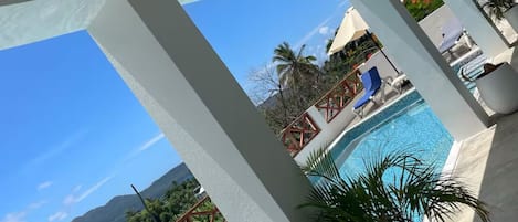 Alberca al aire libre