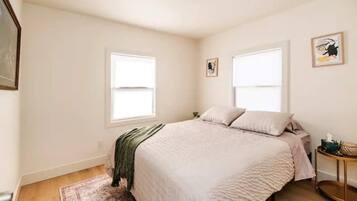 4 Schlafzimmer, Bügeleisen/Bügelbrett, Reisekinderbett, kostenloses WLAN