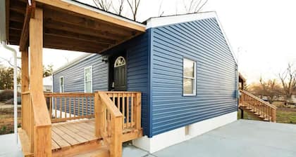 Stylish 4 Bedroom Family Home Long stays welcome